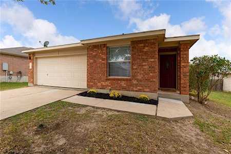 228 Loon Lake Dr Kyle, TX 78640