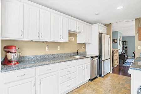 1 Edna Cir #1 North Brookfield, MA 01535