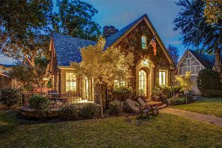 5423 Merrimac Avenue Dallas, TX 75206