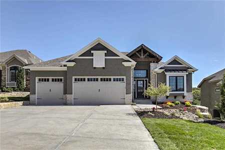 9379 Lind Rd Lenexa, KS 66219