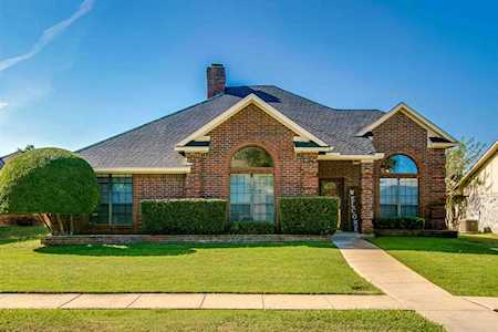 1762 Clydesdale Drive Lewisville, TX 75067