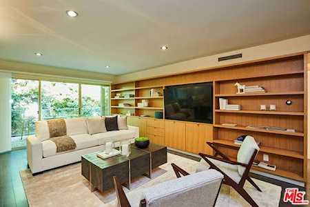 11657 Chenault Street #308 Los Angeles, CA 90049