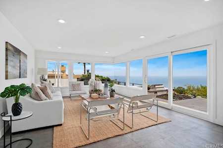 675 Balboa Avenue Laguna Beach, CA 92651