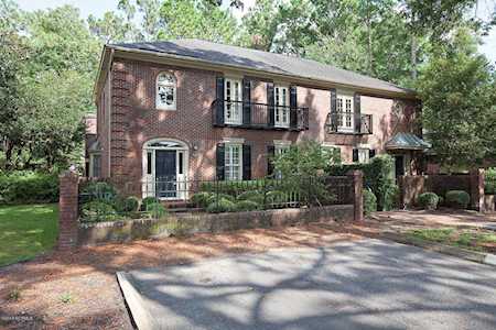 1913 Fenwick Place Wilmington, NC 28403