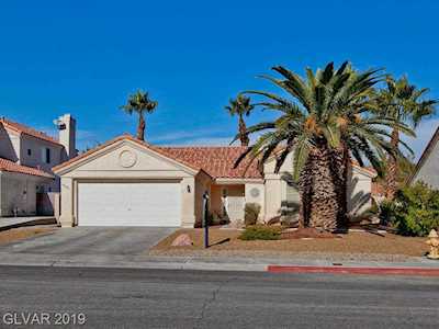 4405 La Reina Circle Las Vegas, NV 89130
