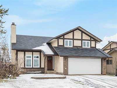 174 SIFTON Avenue Fort Mcmurray, AB T9H 3S1