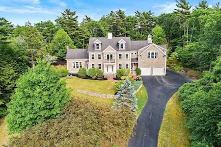 32 Fox Hill Circle Marshfield, MA 02050
