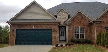 2438 Tradition Cir Louisville, KY 40245