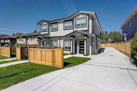 7469 Rosewood Street Burnaby, BC V5E 2G6