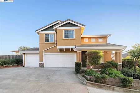 23034 Lakeridge Ave Hayward, CA 94541