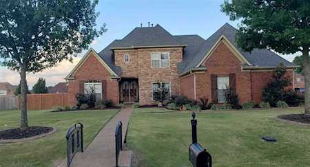8060 Heatherstone Dr Olive Branch, MS 38654