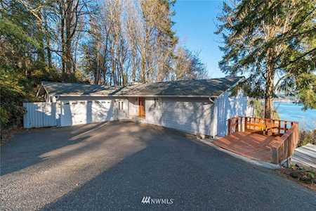 476 Island Blvd Fox Island, WA 98333