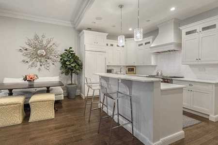 251 Marlborough St #2 Boston, MA 02116