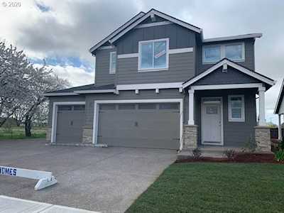 2265 SE 12th Ave #LOT 8 Canby, OR 97013