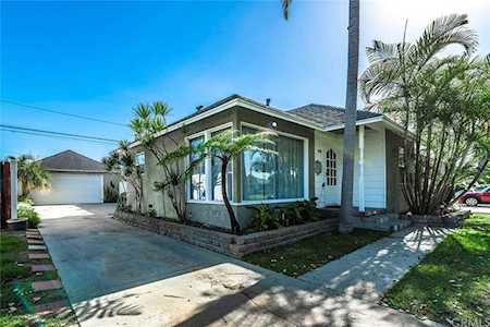 3126 Charlemagne Avenue Long Beach, CA 90808