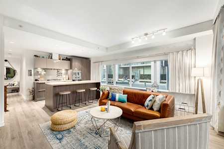 181 W 1st Avenue #107 Vancouver, BC V5Y 0E3
