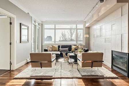 990 Centre Avenue NE #308 Calgary, AB T2E 2M9