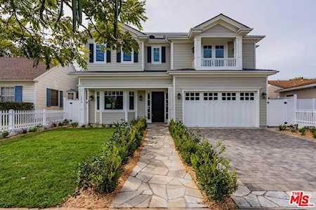 15950 Temecula Street Pacific Palisades, CA 90272