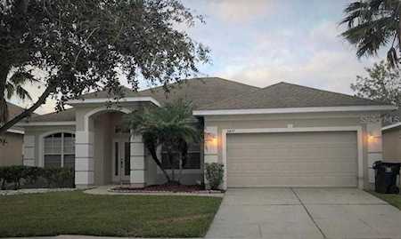 8477 Lake Waverly Lane Orlando, FL 32829