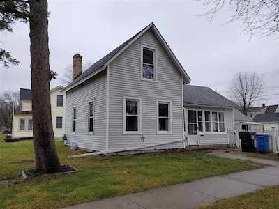 704 Adams St Portage, WI 53901