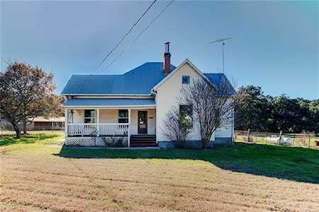 200 Stubblefield Ln Liberty Hill, TX 78642
