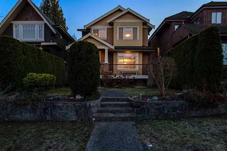 4144 Trinity Street Burnaby, BC V5C 1P1