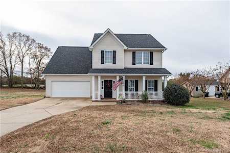 108 Hunters Trace Dr Monroe, NC 28110
