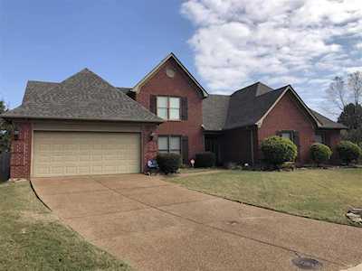 3890 Leeward Slopes Cv Lakeland, TN 38002