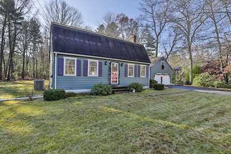 19 Higate Chelmsford, MA 01824