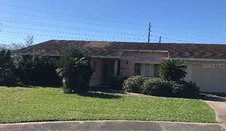 8638 Edge O Woods Court Orlando, FL 32819