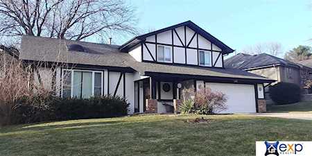15692 Jackson Dr Omaha, NE 68118