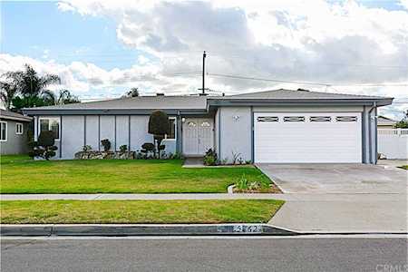 5862 Jones Avenue Westminster, CA 92683