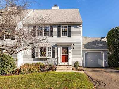 70 Fairway Circle #70 Natick, MA 01760