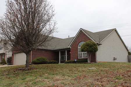 9619 Long Rifle Ln Louisville, KY 40228