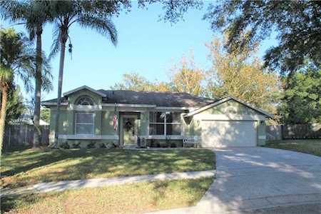 2451 Countrywind Court Apopka, FL 32703