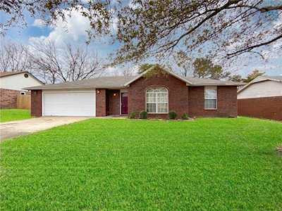 1456 N Plum Tree DR Fayetteville, AR 72704