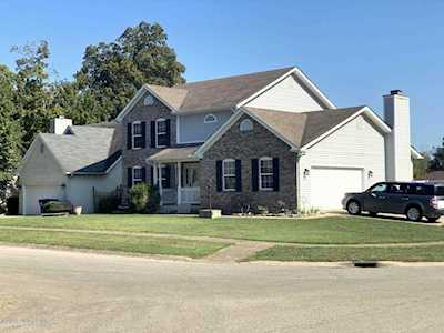 251 Washington Cir La Grange, KY 40031