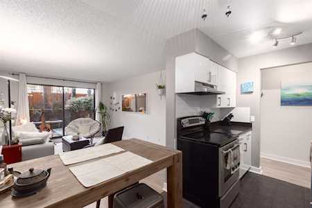 1515 E 5th Avenue #107 Vancouver, BC V5N 1L6