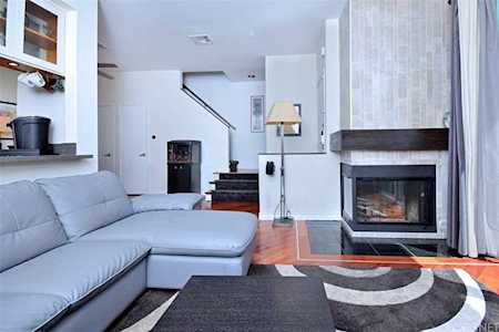 10455 Riverside Drive #3 Toluca Lake, CA 91602