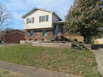 4523 Borney Cir Louisville, KY 40299