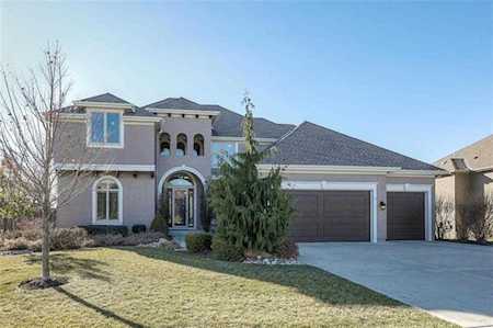 12307 W 164th Terrace Overland Park, KS 66221