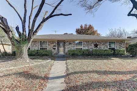 1022 Grove Drive Lewisville, TX 75077
