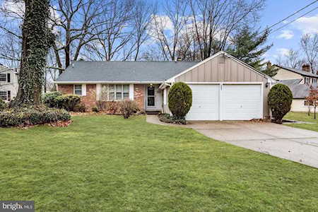 526 Covered Bridge Rd Cherry Hill, NJ 08034
