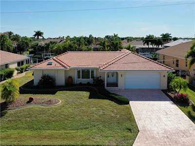 213 Freeport Court Punta Gorda, FL 33950