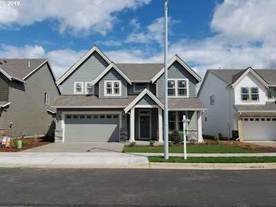 19714 Cherrywood Way Oregon City, OR 97045
