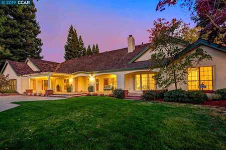 46 Red Birch Ct Danville, CA 94506