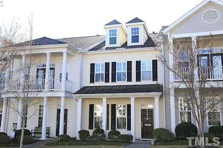 1025 Christopher Drive Chapel Hill, NC 27517