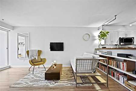1707 Charles Street #204 Vancouver, BC V5L 2T6