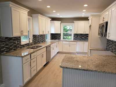 231 Hemingway Rd Louisville, KY 40207