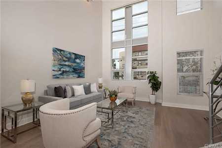 734 N Santiago Street Santa Ana, CA 92701